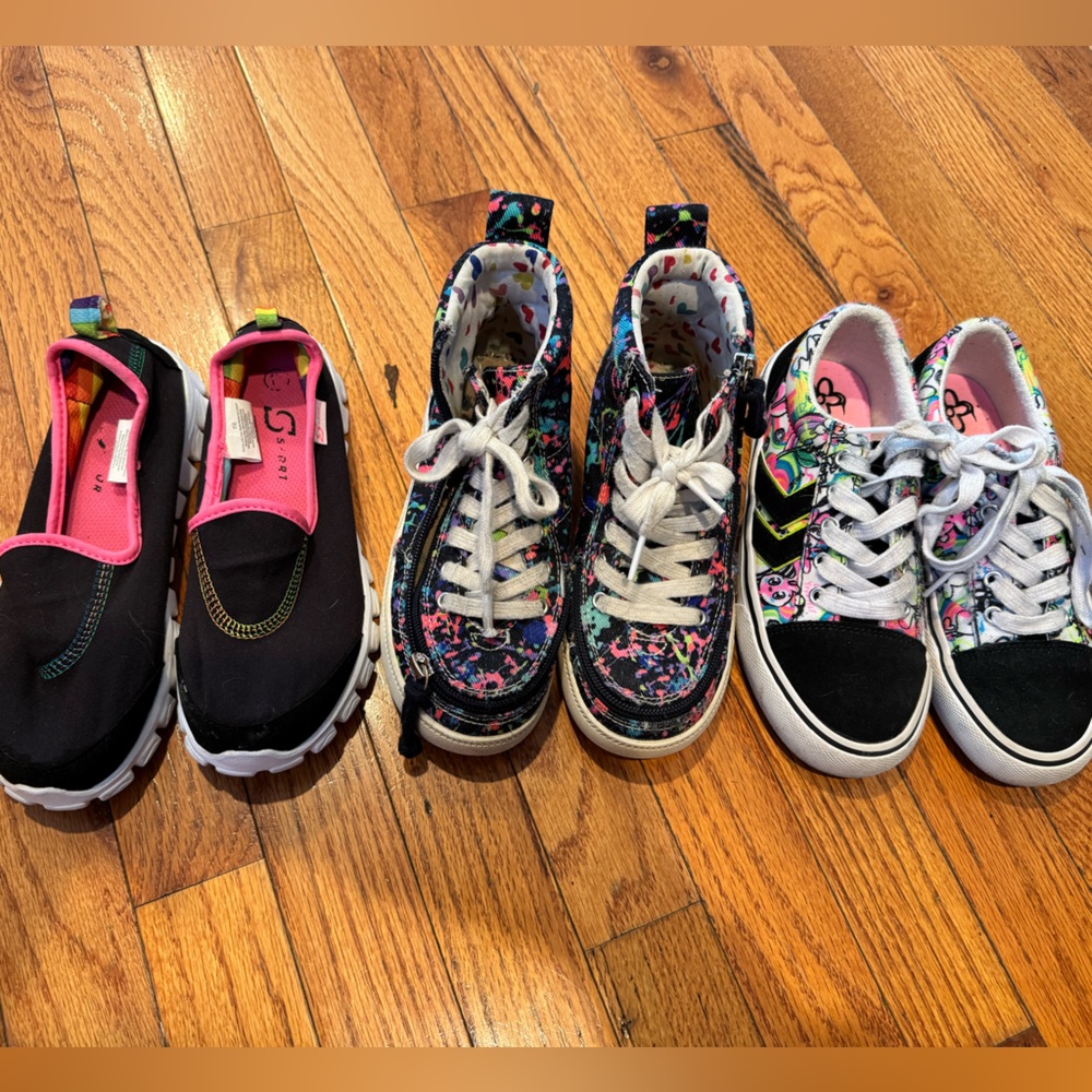 Big Girl Size 1 Sneakers Set